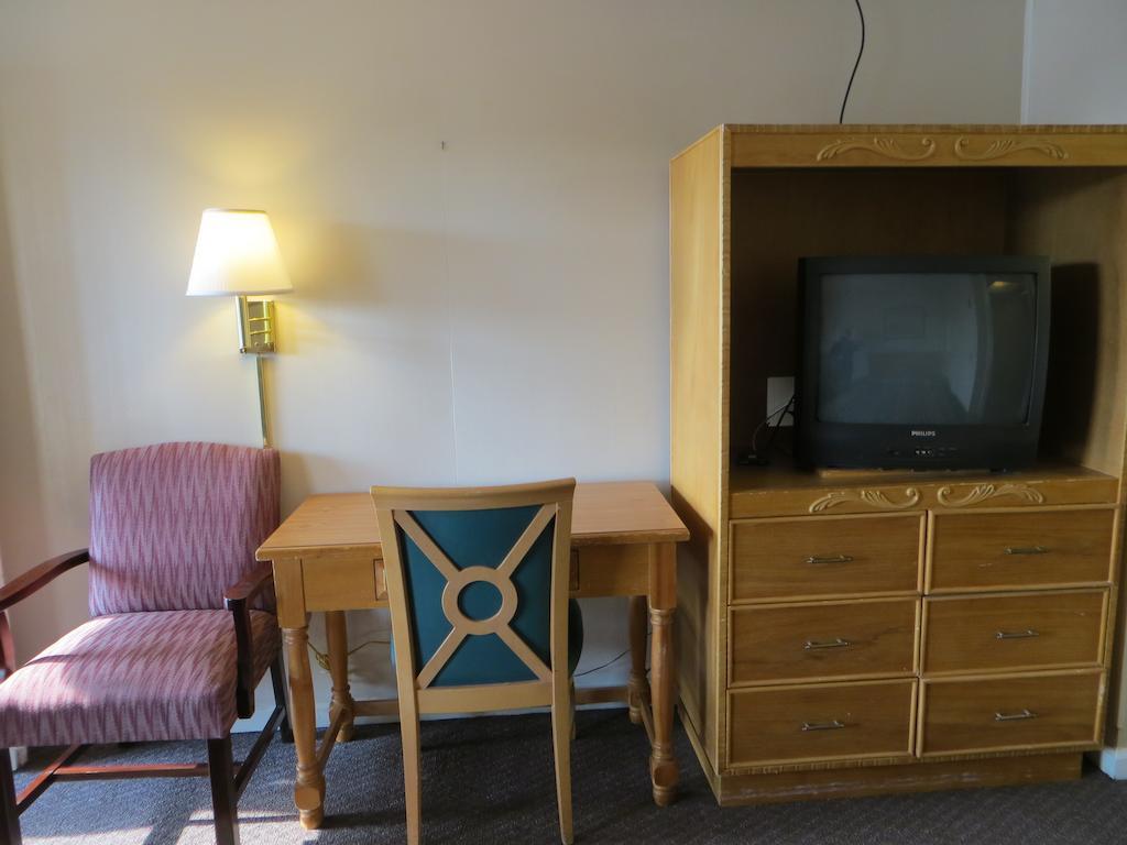 Pine Crest Motor Lodge Holly Springs Exteriér fotografie