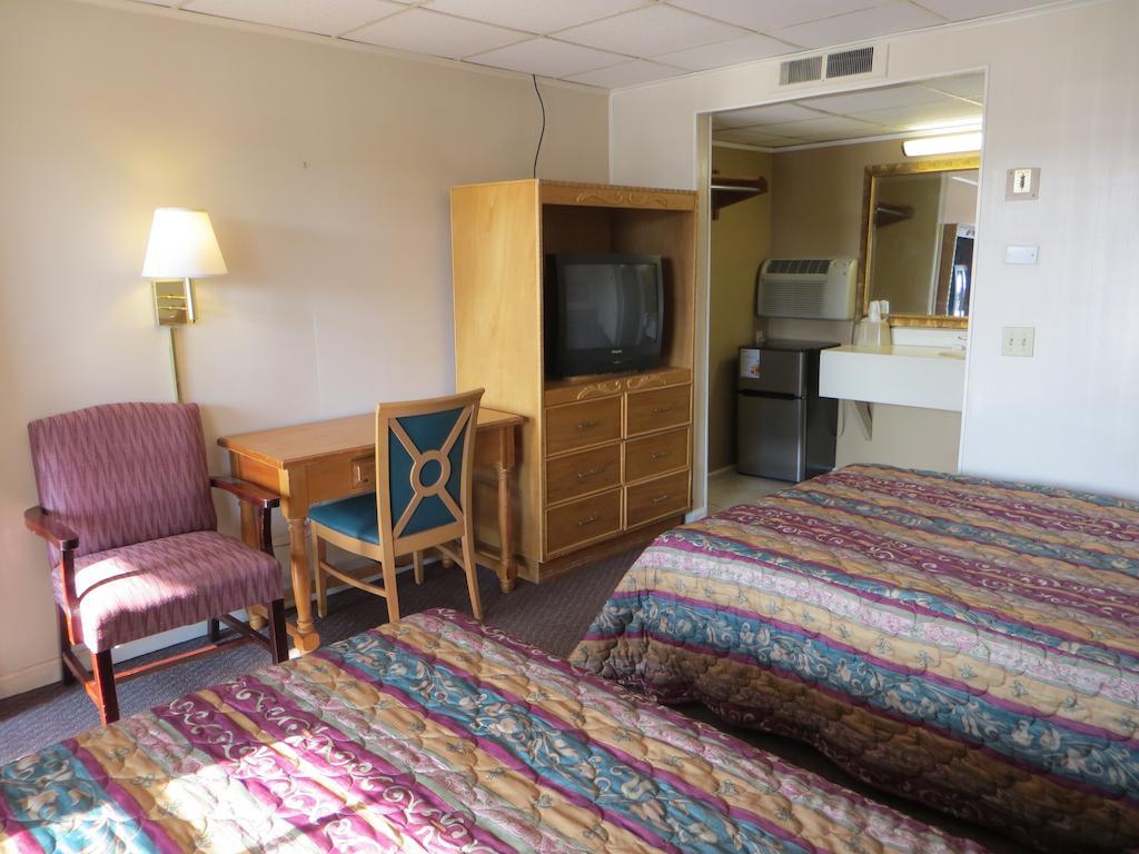 Pine Crest Motor Lodge Holly Springs Exteriér fotografie
