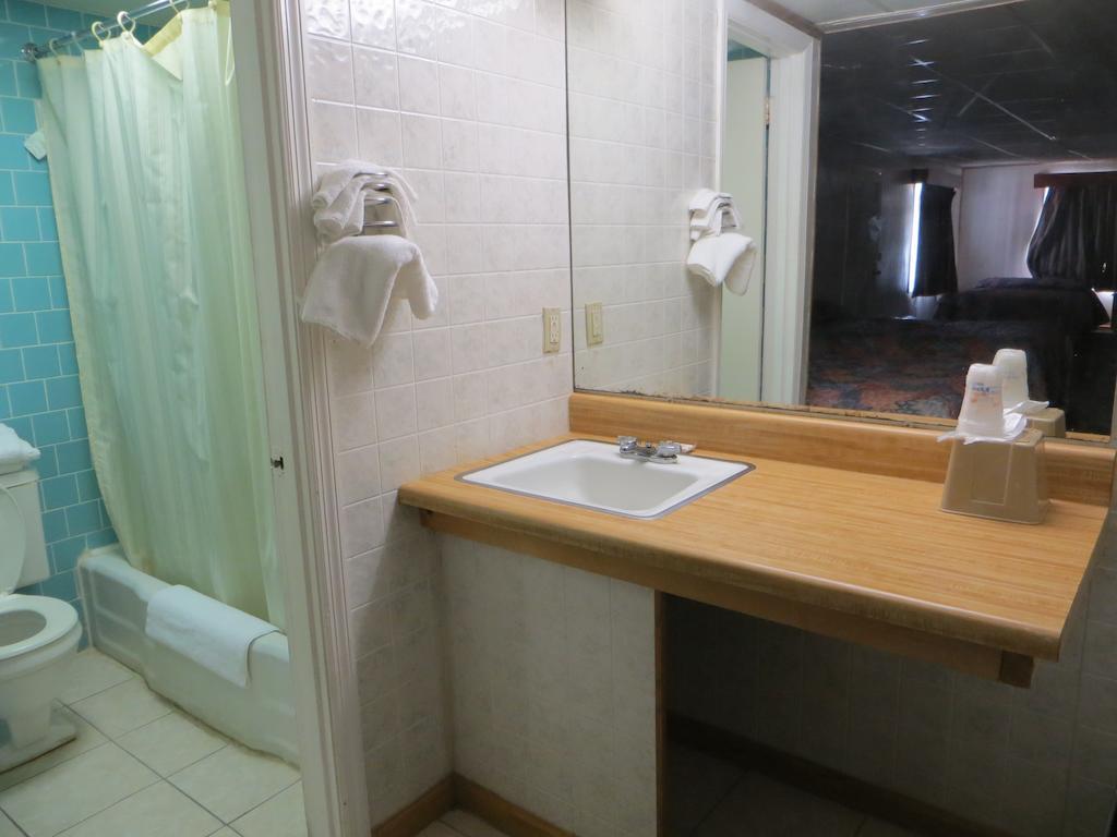 Pine Crest Motor Lodge Holly Springs Pokoj fotografie